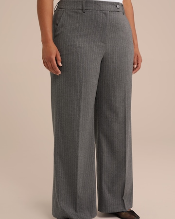 WE Fashion Regular Trousers with creases in Grey: front