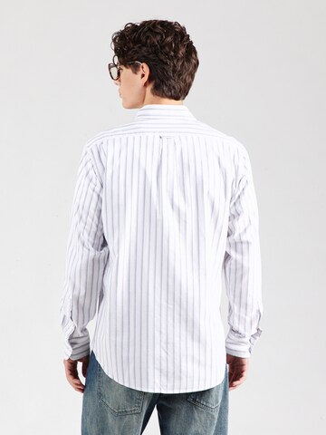 UNITED COLORS OF BENETTON Regular fit Button Up Shirt in White