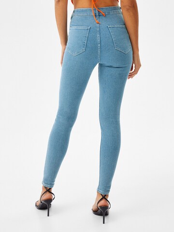 Bershka Skinny Jeggings in Blau