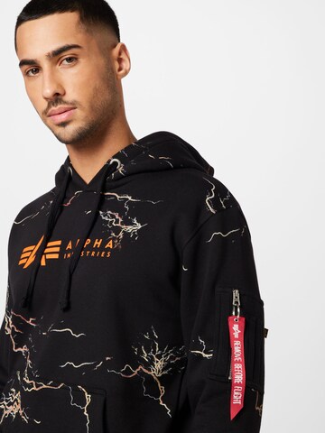 ALPHA INDUSTRIES Sweatshirt i svart