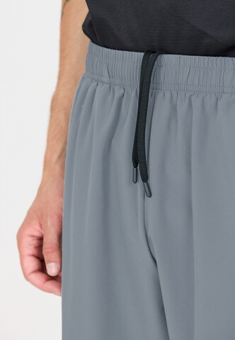Virtus Regular Sportbroek 'Spier V3' in Grijs