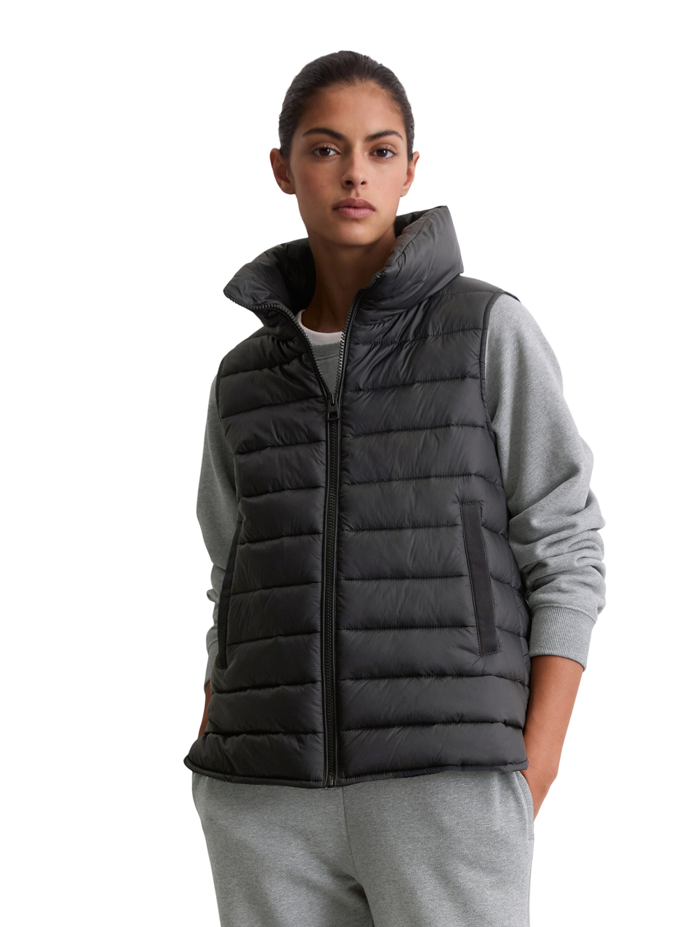 Marc O'Polo Vest in Black: front