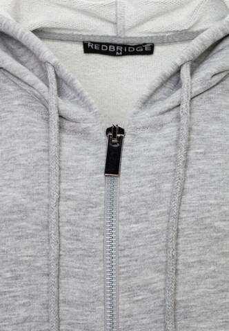 Redbridge Zip-Up Hoodie 'New Haven' in Grey