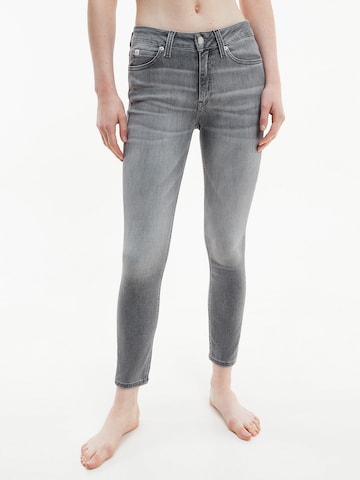 Calvin Klein Jeans Skinny Jeans in Grau: predná strana