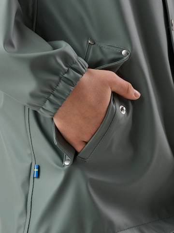SWEDEMOUNT - Chaqueta funcional 'Väderöarna' en verde