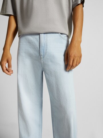 Bershka Wide Leg Jeans i blå