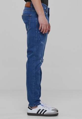 2Y Premium Tapered Jeans in Blau