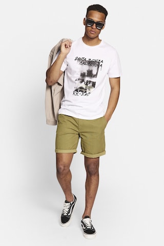 Redefined Rebel Regular Shorts 'Spring' in Grün