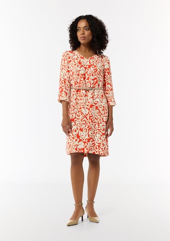Robe COMMA en beige