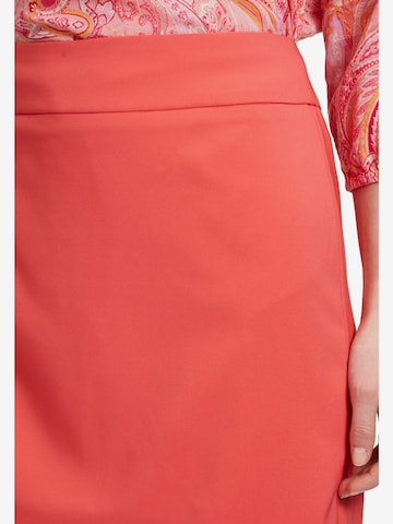 Betty Barclay Skirt in Red