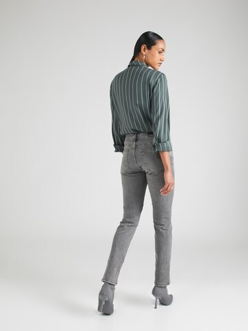 s.Oliver Slimfit Jeans 'Betsy' in Grau