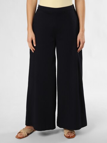 Marie Lund Wide leg Pleat-Front Pants in Blue: front