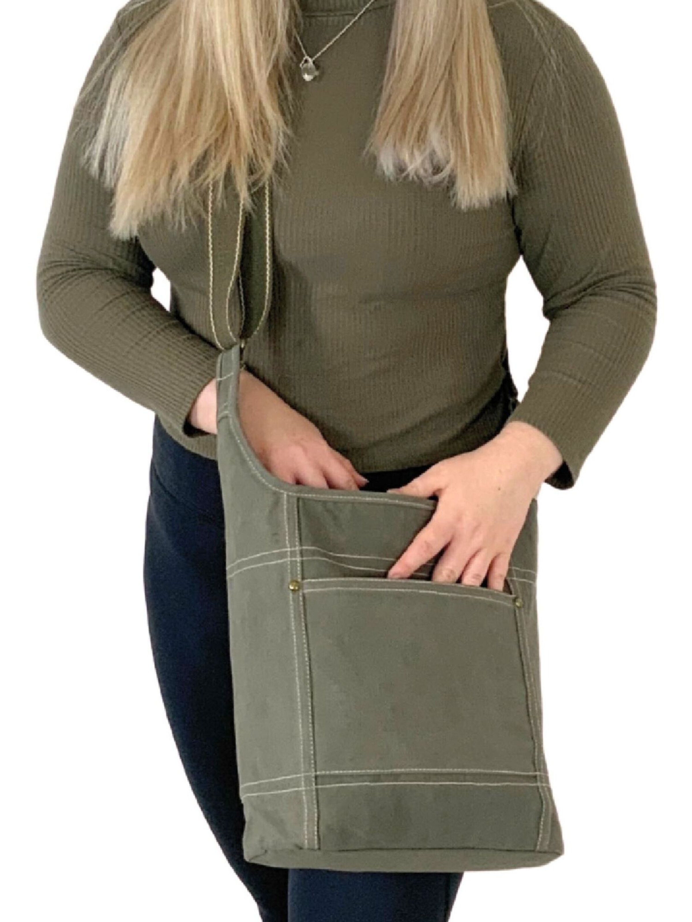 DOMELO Crossbody Bag 'Domelo' in Green
