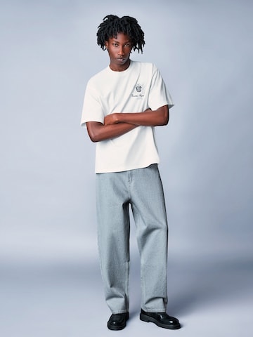 Bershka Majica | bela barva