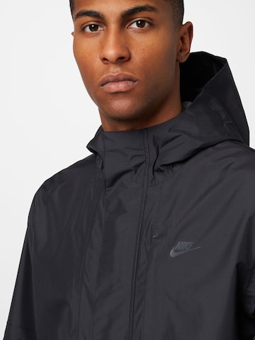 Nike Sportswear Between-Seasons Parka in Black