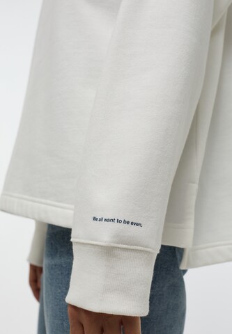 ETERNA Sweatshirt 'EVEN' in Wit