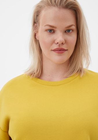 Sweat-shirt TRIANGLE en jaune