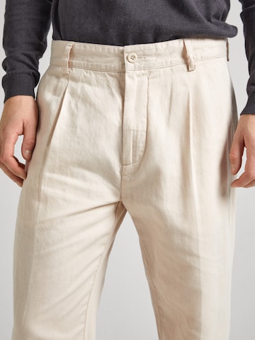 Pepe Jeans Loose fit Pleat-Front Pants in Beige