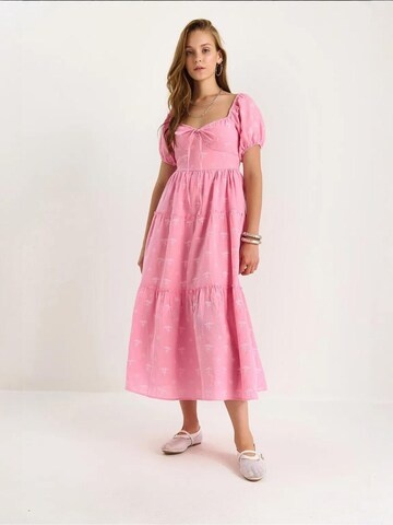 Bianco Lucci Summer dress in Pink