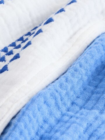 Next Set in Blue