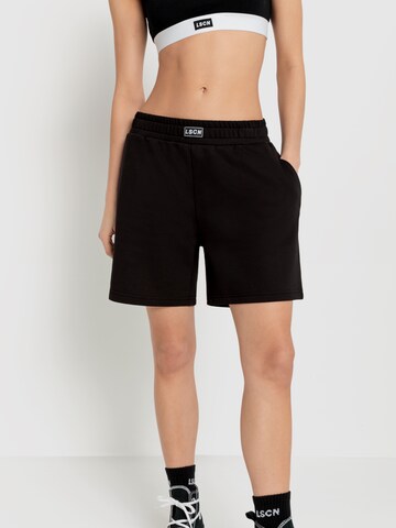 LSCN by LASCANA Regular Pants in Black: front