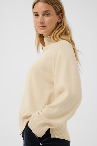 Part Two - Jersey 'Chicky' en beige