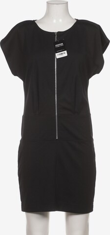 APART Dress in M in Black: front