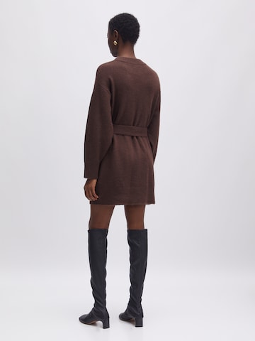 EDITED Kleid 'Mariana' (GRS) in Braun
