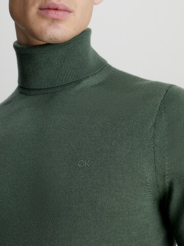 Calvin Klein Sweater in Green