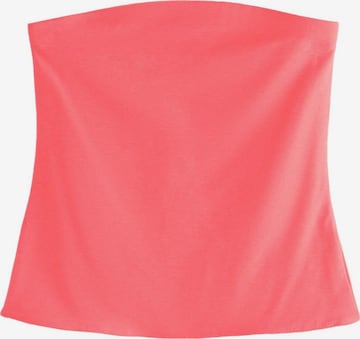 Top de la Next pe roșu: față