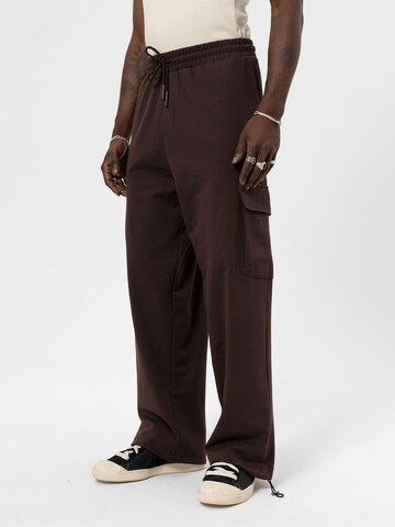Loosefit Pantaloni cargo 'Dutchman’s Pipe' di VAMOS CLO in marrone