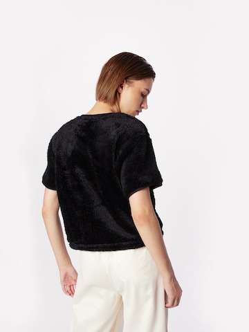 ADIDAS ORIGINALS Shirt 'Essentials+ Fluffy' in Black