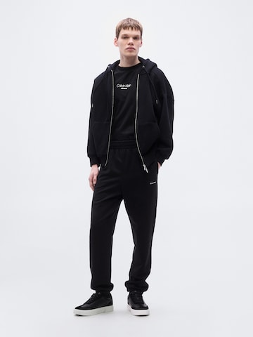 Effilé Pantalon 'NANO' Calvin Klein en noir