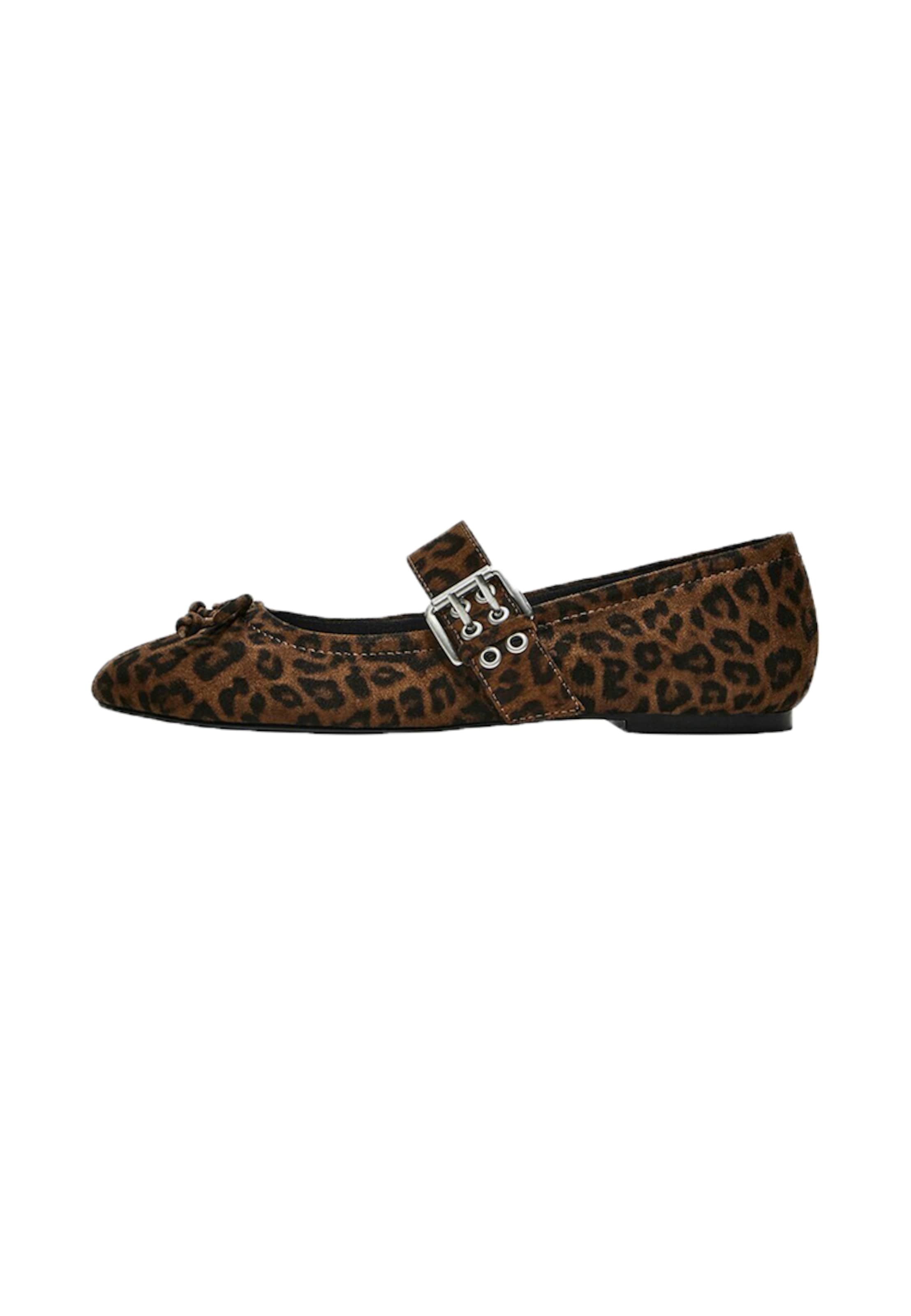 Bershka Ballerina met riempjes in Bruin: voorkant