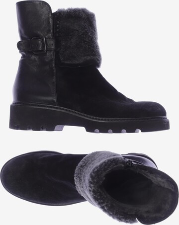 Homers Dress Boots in 41 in Black: front