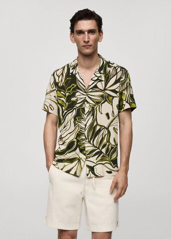MANGO MAN Regular fit Button Up Shirt 'Javea' in Green: front