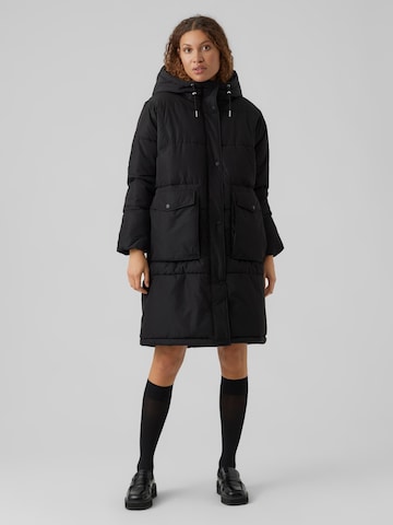 Manteau d’hiver 'ELANOR' VERO MODA en noir