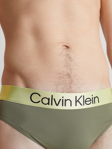 Calvin Klein Swimwear Badeshorts 'Steel' in Grün
