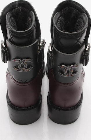 CHANEL Dress Boots in 38,5 in Red