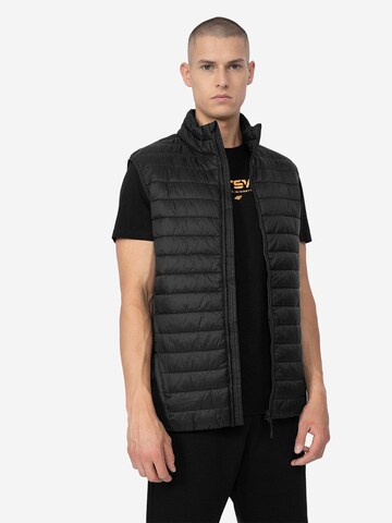 Gilet de sport 4F en noir : devant