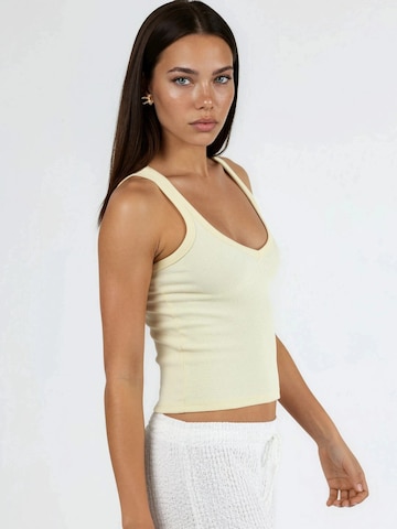 Haut Busem en jaune