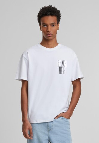 Mister Tee T-shirt 'Reach High' i vit