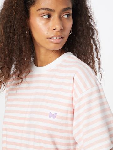 Daisy Street T-shirt i rosa