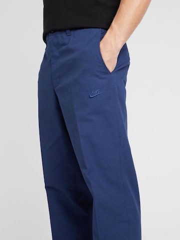 mėlyna Nike Sportswear Standartinis „Chino“ stiliaus kelnės 'CLUB'