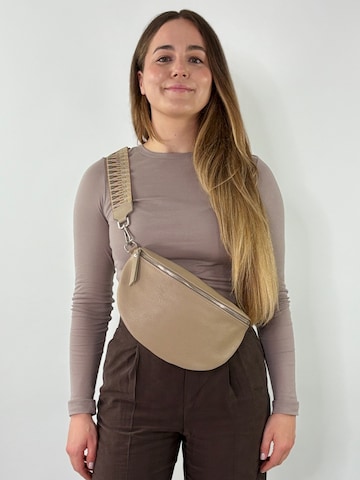 Sacs banane 'MIRA large' lePelou en beige : devant