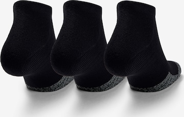 UNDER ARMOUR Regular Спортни чорапи в черно