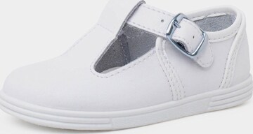 Chaussure basse Pisamonas en blanc : devant