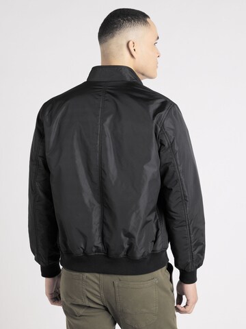 Pepe Jeans Between-Season Jacket 'VIRL' in Black