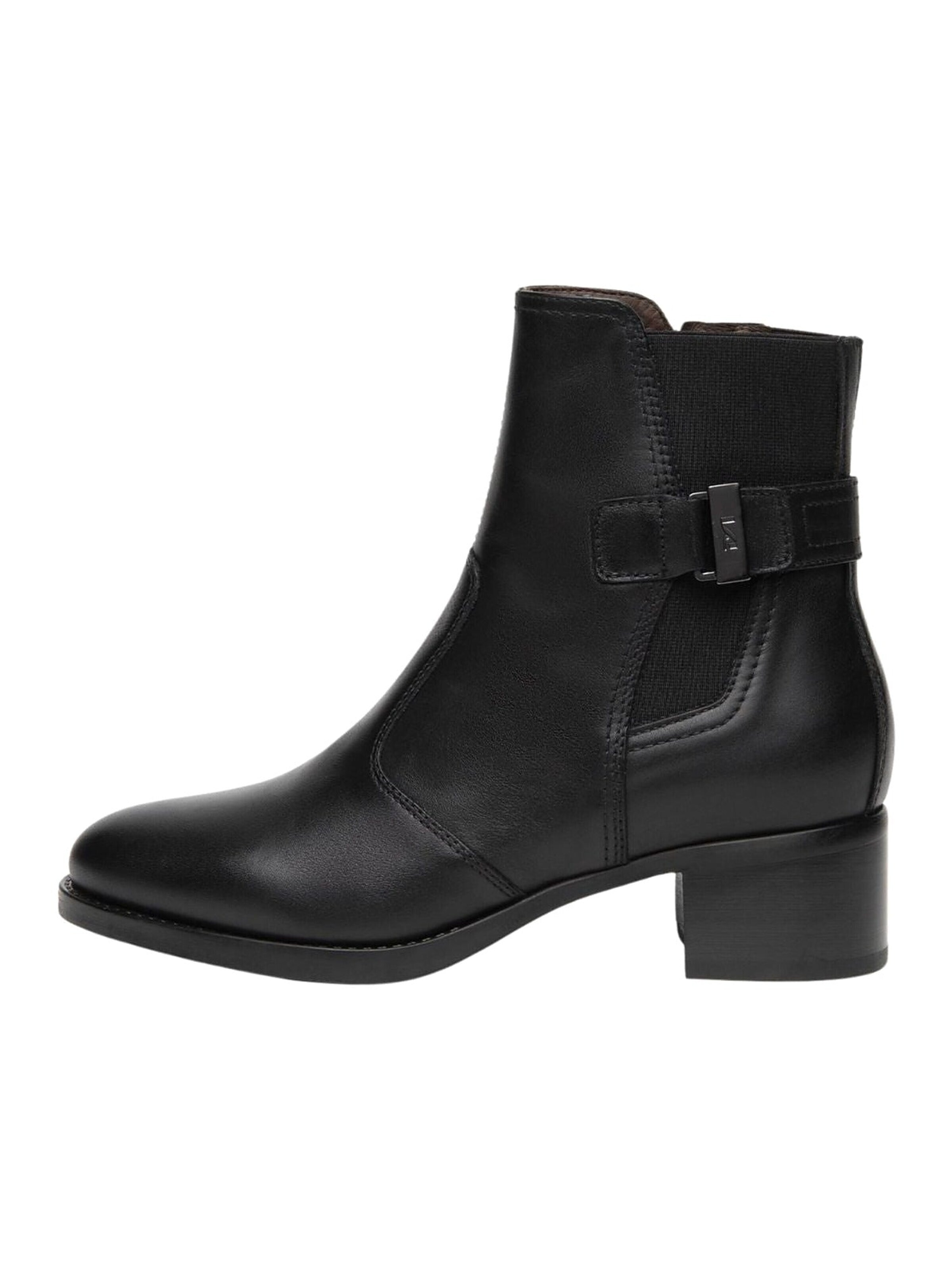 Ankle boots 'Tronchetto' di Nero Giardini in nero: frontale