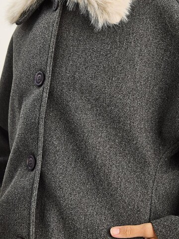 Cappotto invernale di Bianco Lucci in grigio